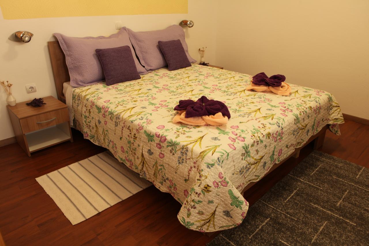 Guesthouse Samolov Vrhovine Dış mekan fotoğraf