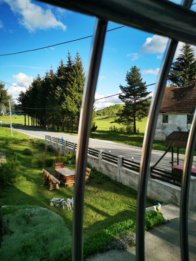 Guesthouse Samolov Vrhovine Dış mekan fotoğraf