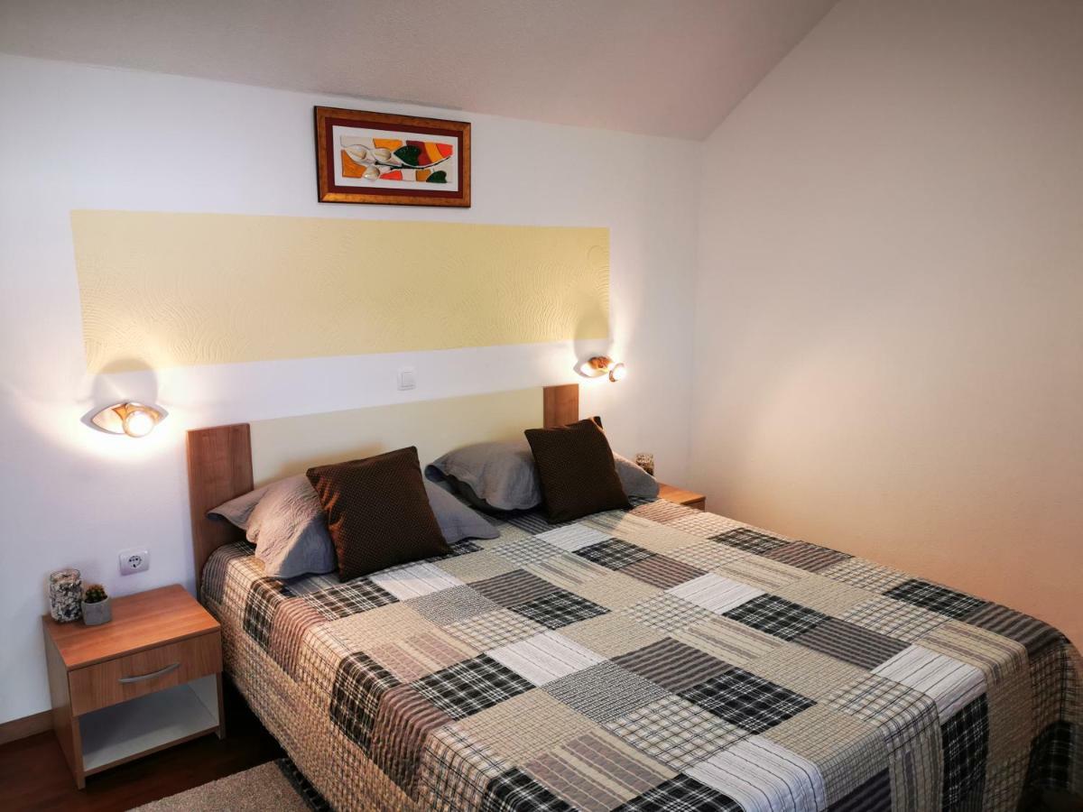 Guesthouse Samolov Vrhovine Dış mekan fotoğraf